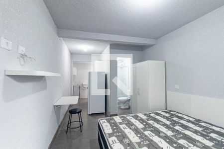 Sala/Quarto de apartamento para alugar com 1 quarto, 25m² em Uberaba, Curitiba