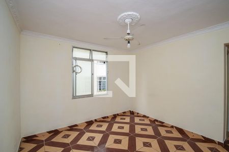 Sala de apartamento para alugar com 2 quartos, 50m² em Olaria, Rio de Janeiro