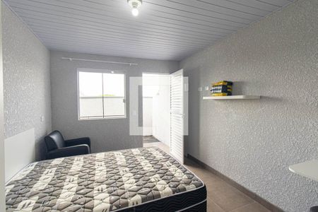 Sala/Quarto de kitnet/studio para alugar com 1 quarto, 25m² em Uberaba, Curitiba