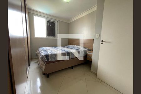 Suíte de apartamento à venda com 3 quartos, 75m² em Jardim Ester Yolanda, São Paulo