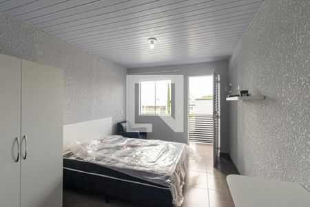 Sala/Quarto de kitnet/studio para alugar com 1 quarto, 25m² em Uberaba, Curitiba