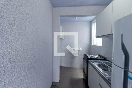 Cozinha e Área de Serviço de kitnet/studio para alugar com 1 quarto, 25m² em Uberaba, Curitiba