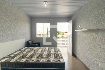 Sala/Quarto de kitnet/studio para alugar com 1 quarto, 30m² em Uberaba, Curitiba