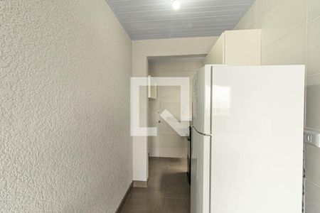 Cozinha e Área de Serviço de kitnet/studio para alugar com 1 quarto, 30m² em Uberaba, Curitiba