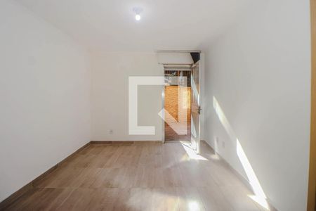 Sala de apartamento para alugar com 1 quarto, 43m² em Petrópolis, Porto Alegre