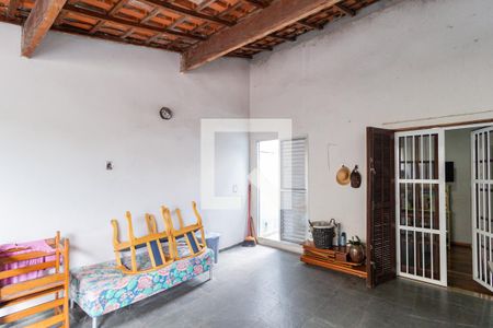 Casa à venda com 180m², 3 quartos e 2 vagas Casa à venda com 180m², 3 quartos e 2 vagasSacada