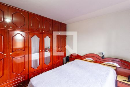 Casa à venda com 180m², 3 quartos e 2 vagas Casa à venda com 180m², 3 quartos e 2 vagasSuíte