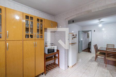 Casa à venda com 180m², 3 quartos e 2 vagas Casa à venda com 180m², 3 quartos e 2 vagasCozinha
