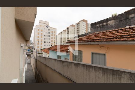 Vista da Suíte 1 de casa de condomínio para alugar com 2 quartos, 60m² em Vila Pierina, São Paulo