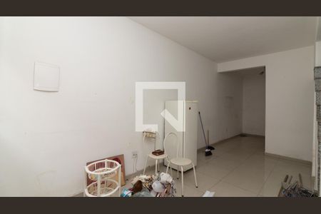 Sala de casa de condomínio para alugar com 2 quartos, 60m² em Vila Pierina, São Paulo