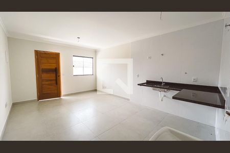 Apartamento à venda com 42m², 1 quarto e sem vaga Apartamento à venda com 42m², 1 quarto e sem vagaCozinha e Área de Serviço
