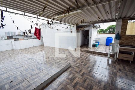 Casa à venda com 200m², 4 quartos e sem vaga Casa à venda com 200m², 4 quartos e sem vagaTerraço