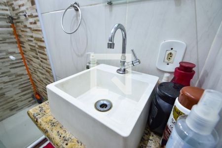 Casa à venda com 200m², 4 quartos e sem vaga Casa à venda com 200m², 4 quartos e sem vagaBanheiro Social