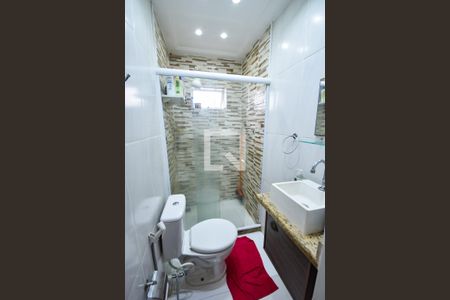 Casa à venda com 200m², 4 quartos e sem vaga Casa à venda com 200m², 4 quartos e sem vagaBanheiro Social