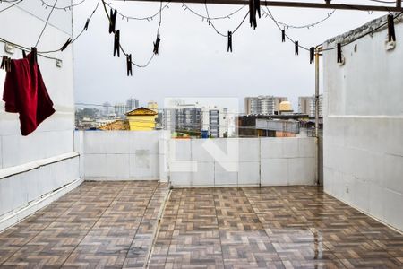 Casa à venda com 200m², 4 quartos e sem vaga Casa à venda com 200m², 4 quartos e sem vagaTerraço