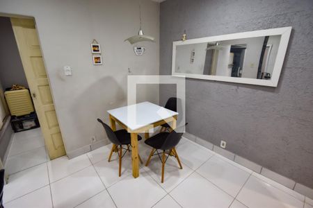 Casa à venda com 200m², 4 quartos e sem vaga Casa à venda com 200m², 4 quartos e sem vagaCopa