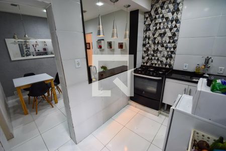 Casa à venda com 200m², 4 quartos e sem vaga Casa à venda com 200m², 4 quartos e sem vagaCozinha