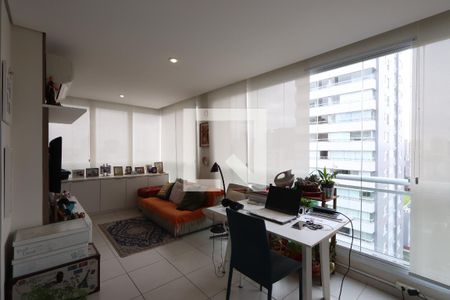 Sala/Varanda de apartamento para alugar com 2 quartos, 69m² em Vila Mariana, São Paulo