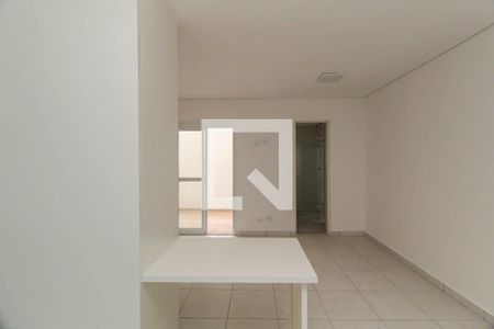 Sala de apartamento para alugar com 1 quarto, 41m² em Vila Alpina, São Paulo