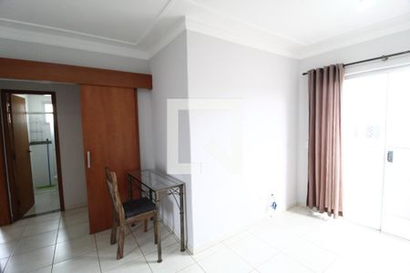 Sala de apartamento para alugar com 2 quartos, 54m² em Santa Mônica, Uberlândia