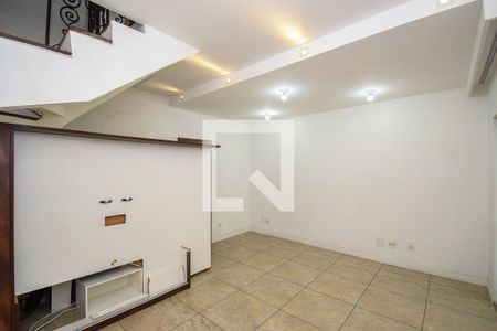 Casa 1 - Sala de casa à venda com 4 quartos, 120m² em Olaria, Rio de Janeiro