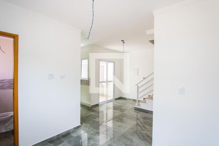 Sala de casa à venda com 2 quartos, 88m² em Vila Cecilia Maria, Santo André