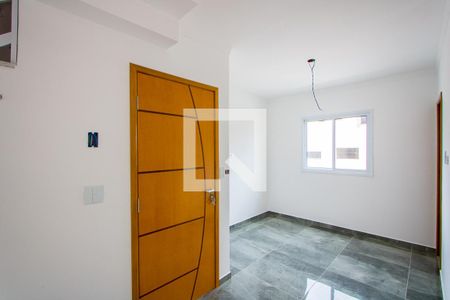 Sala de casa à venda com 2 quartos, 88m² em Vila Cecilia Maria, Santo André