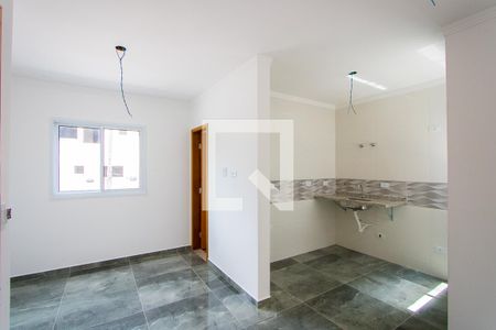 Sala de casa à venda com 2 quartos, 88m² em Vila Cecilia Maria, Santo André