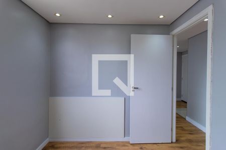 Quarto 1 de apartamento para alugar com 2 quartos, 40m² em Bairro Jardim Nossa Senhora das Graças, Cotia