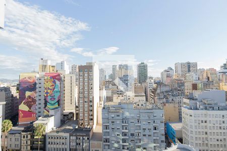 Vista do Quarto de kitnet/studio à venda com 1 quarto, 30m² em Centro Histórico, Porto Alegre