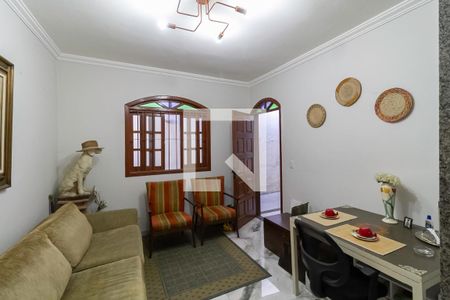 Sala de casa de condomínio à venda com 2 quartos, 70m² em Copacabana, Belo Horizonte