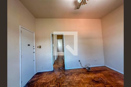 Sala de apartamento para alugar com 1 quarto, 40m² em Santa Teresa, Rio de Janeiro