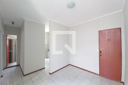 Sala de apartamento à venda com 2 quartos, 75m² em Jardim das Bandeiras, Campinas