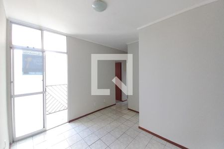 Sala de apartamento à venda com 2 quartos, 75m² em Jardim das Bandeiras, Campinas