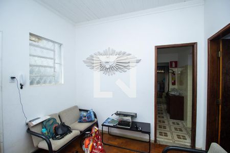 Sala de casa à venda com 3 quartos, 300m² em Serra, Belo Horizonte