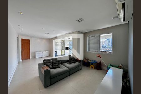 Sala de apartamento para alugar com 3 quartos, 117m² em Santo Amaro, São Paulo