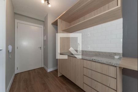 Cozinha de apartamento para alugar com 1 quarto, 25m² em Campo Belo, São Paulo