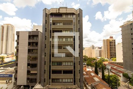 Vista/Sala de apartamento à venda com 3 quartos, 119m² em Cambuí, Campinas