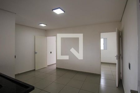 Sala/Cozinha de apartamento para alugar com 2 quartos, 45m² em Jardim Adutora, São Paulo