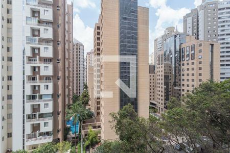 Vista de kitnet/studio para alugar com 1 quarto, 27m² em Moema, São Paulo