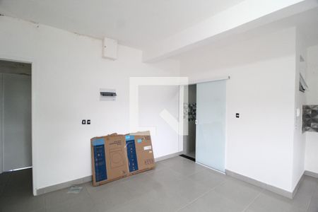 Sala/Quarto de kitnet/studio para alugar com 1 quarto, 33m² em Umuarama, Uberlândia