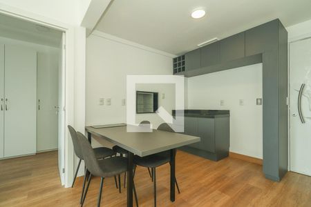 Cozinha de apartamento para alugar com 1 quarto, 49m² em Auxiliadora, Porto Alegre