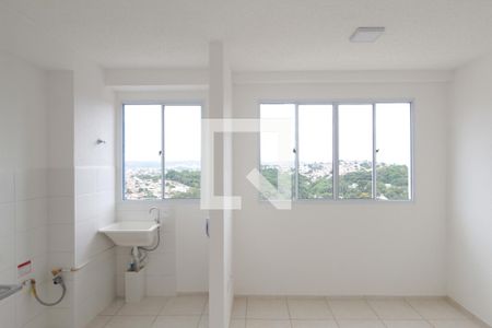 Sala e Cozinha de apartamento para alugar com 2 quartos, 45m² em Jardim dos Comerciários, Belo Horizonte