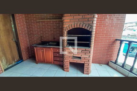 Casa à venda com 241m², 3 quartos e 2 vagas Casa à venda com 241m², 3 quartos e 2 vagasEspaço Gourmet