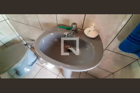 Casa à venda com 241m², 3 quartos e 2 vagas Casa à venda com 241m², 3 quartos e 2 vagasBanheiro do Espaço Gourmet