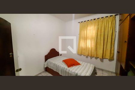 Casa à venda com 241m², 3 quartos e 2 vagas Casa à venda com 241m², 3 quartos e 2 vagasQuarto 1