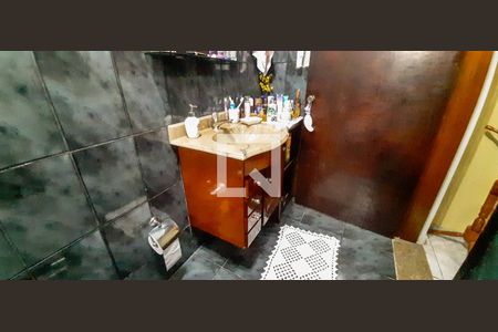 Casa à venda com 241m², 3 quartos e 2 vagas Casa à venda com 241m², 3 quartos e 2 vagasBanheiro da Suíte