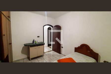 Casa à venda com 241m², 3 quartos e 2 vagas Casa à venda com 241m², 3 quartos e 2 vagasQuarto 1