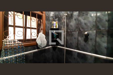 Casa à venda com 241m², 3 quartos e 2 vagas Casa à venda com 241m², 3 quartos e 2 vagasBanheiro Social de Cima