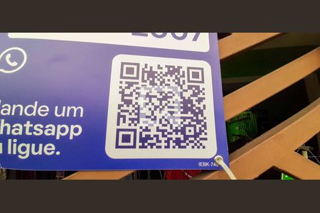 Casa à venda com 241m², 3 quartos e 2 vagas Casa à venda com 241m², 3 quartos e 2 vagasPlaca